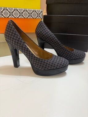 Nine West Grey Houndstooth Heel
